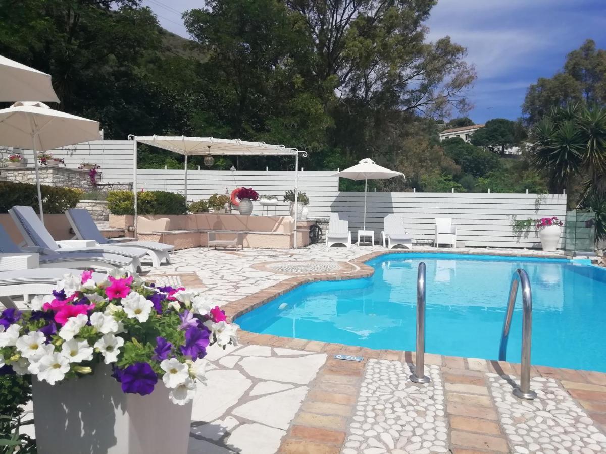 Imerolia Beach Villa Kassiopi Corfu 外观 照片